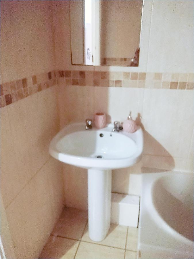 Double Room Close To Bradford University And City Centre Eksteriør billede
