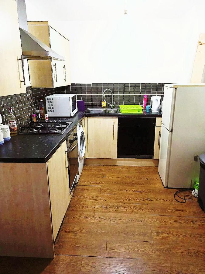 Double Room Close To Bradford University And City Centre Eksteriør billede