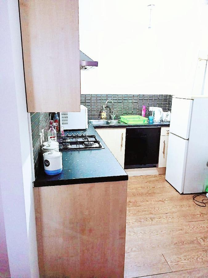 Double Room Close To Bradford University And City Centre Eksteriør billede